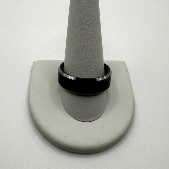 Men’s size 11 gunmetal black tungsten ring band - Picture 1 of 6